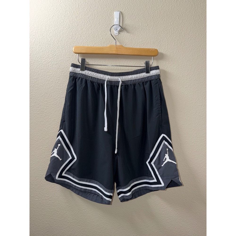 Men's Air Jordan Shorts Size Medium